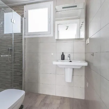 Casa Bos Dolphin Pool Jacuzzi 6p * Puerto Marino