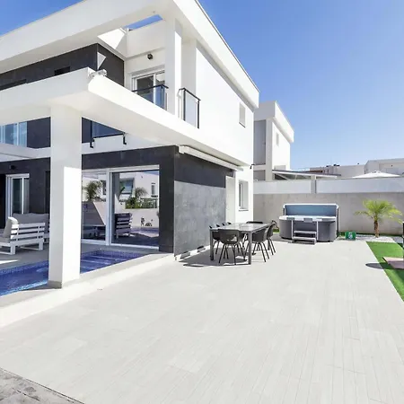 Villa Casa Bos Dolphin Pool Jacuzzi 6p *
