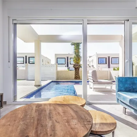 Casa Bos Dolphin Pool Jacuzzi 6p Puerto Marino
