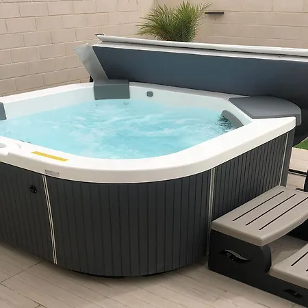 Casa Bos Dolphin Pool Jacuzzi 6p Puerto Marino